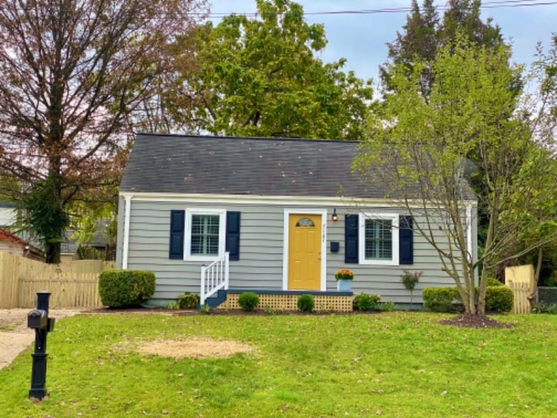3107 Elmwood Dr in Alexandria, VA - Foto de edificio