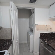 15470 SW 82nd Ln in Miami, FL - Building Photo - Building Photo