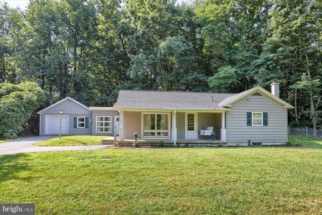 property at 2052 Foxianna Rd