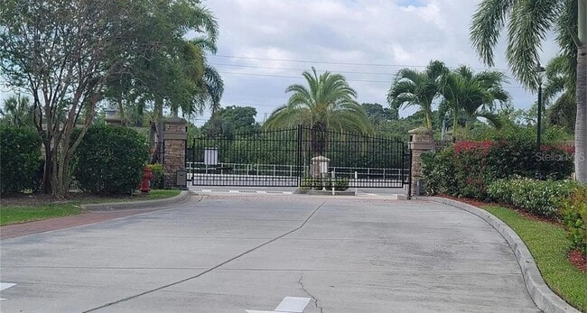property at 1460 Isabella Dr