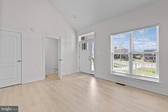 148 W Baltimore St in Taneytown, MD - Building Photo - Building Photo