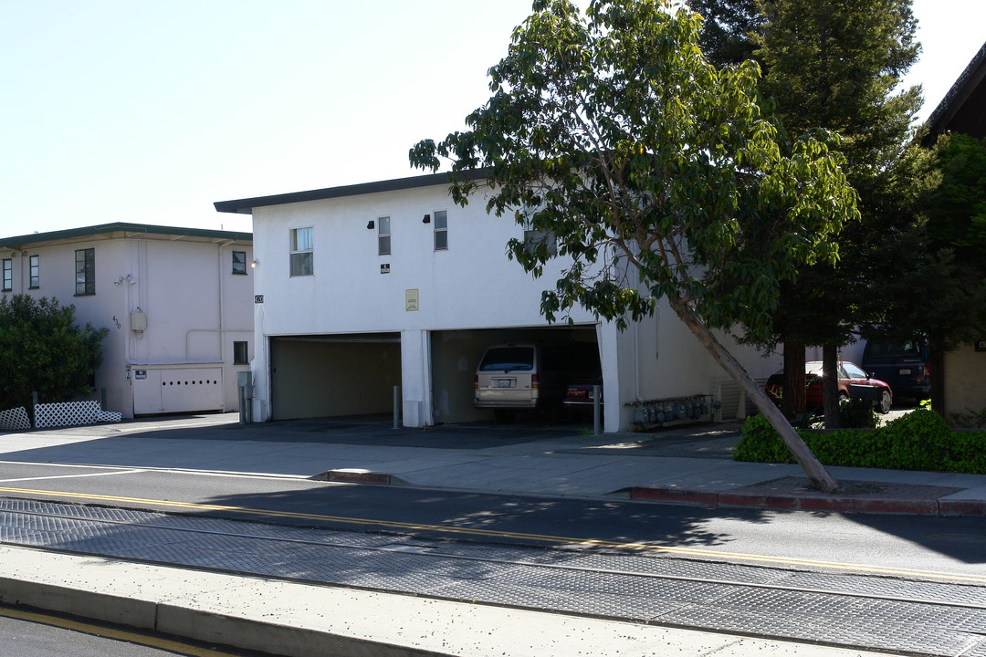 420 Chestnut St in Redwood City, CA - Building Photo