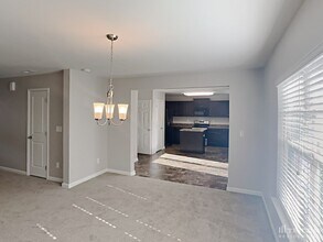 1081 Hidden Meadow Rd in Winston-Salem, NC - Building Photo - Building Photo