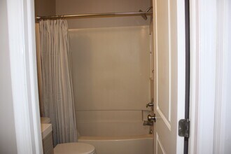220 Park Ave in Hammonton, NJ - Building Photo - Building Photo