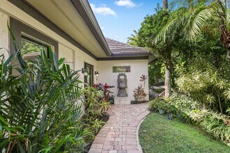 2835 Polo Island Dr in Wellington, FL - Building Photo - Building Photo