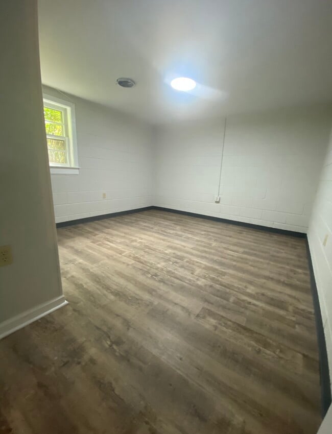 609 Sunset Ave in Apex, NC - Building Photo - Building Photo