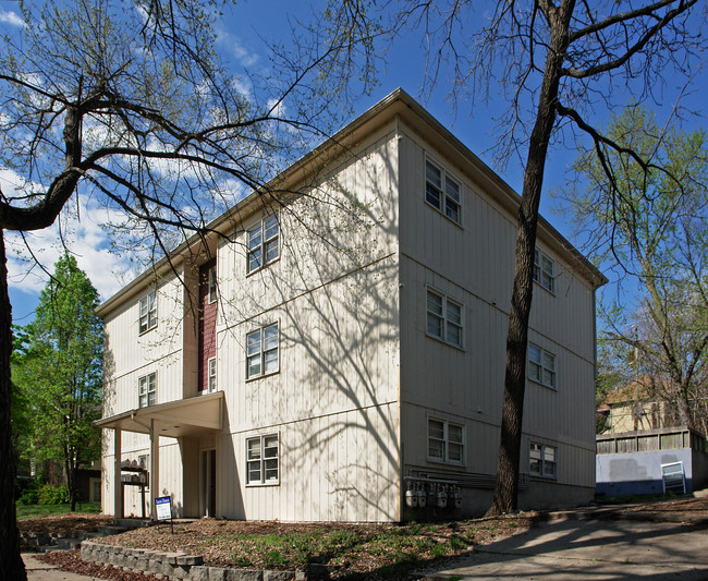 1137 Tennessee St in Lawrence, KS - Building Photo - Building Photo