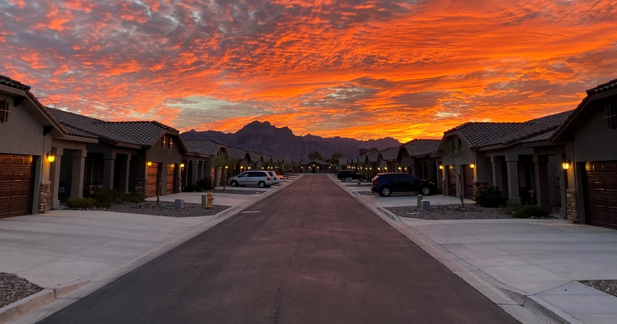 Apache Junction Villas in Apache Junction, AZ - Foto de edificio