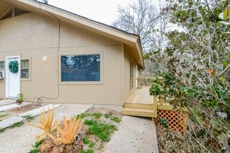 51 Harbour Row Dr in Coldspring, TX - Building Photo - Building Photo