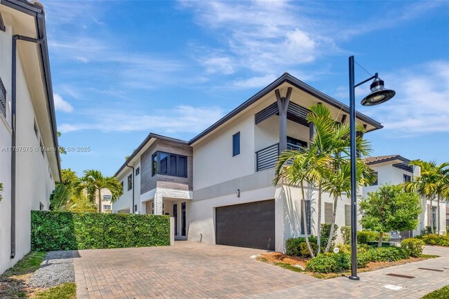 8169 NW 48th Terrace