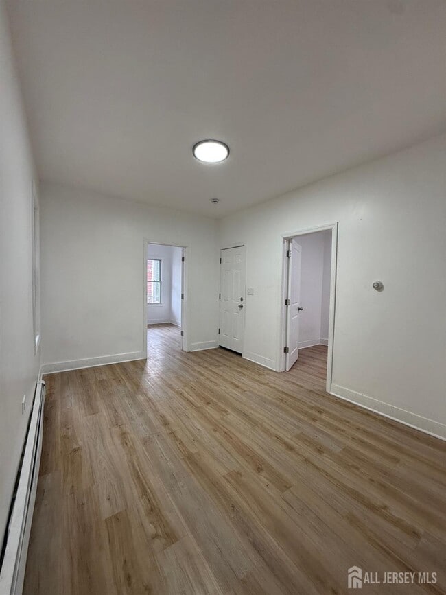 property at 206 Market St