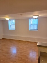 330 Rhode Island Ave NE, Unit 10 in Washington, DC - Foto de edificio - Building Photo