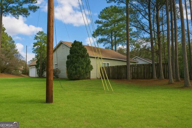 10375 Larrack Ct in Jonesboro, GA - Building Photo - Building Photo