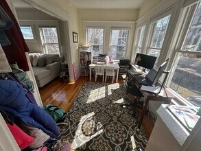 15 Farmer Rd in Arlington, MA - Foto de edificio - Building Photo