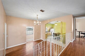 1311 Morgana Rd in Jacksonville, FL - Foto de edificio - Building Photo