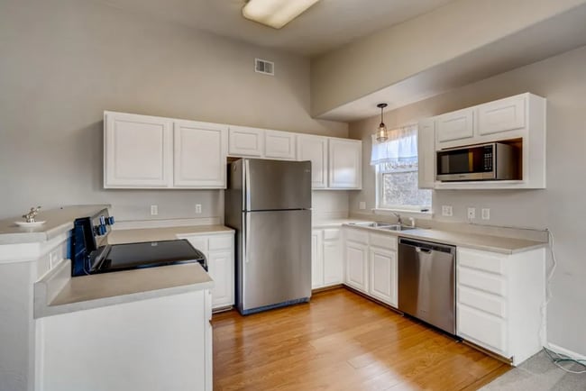 property at 11626 W 62nd Pl