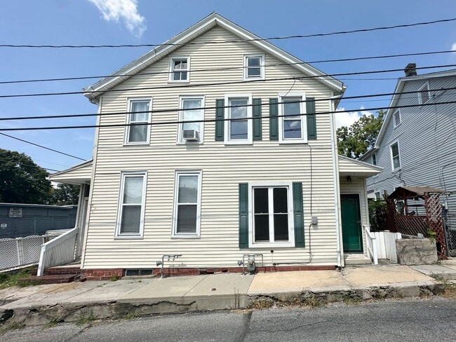 915 Union St in Lebanon, PA - Building Photo - Building Photo