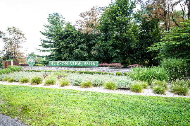 Hudson View Park in Beacon, NY - Building Photo - Building Photo