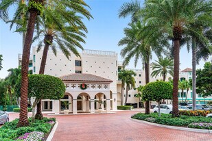 100 SE 5th Ave in Boca Raton, FL - Building Photo