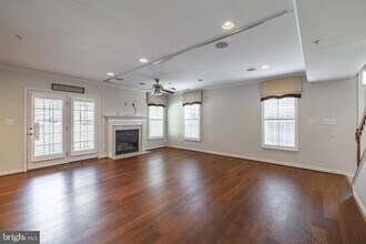 2915 Murano Way in Glen Allen, VA - Building Photo - Building Photo