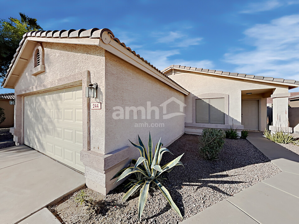 244 S 89th St in Mesa, AZ - Building Photo