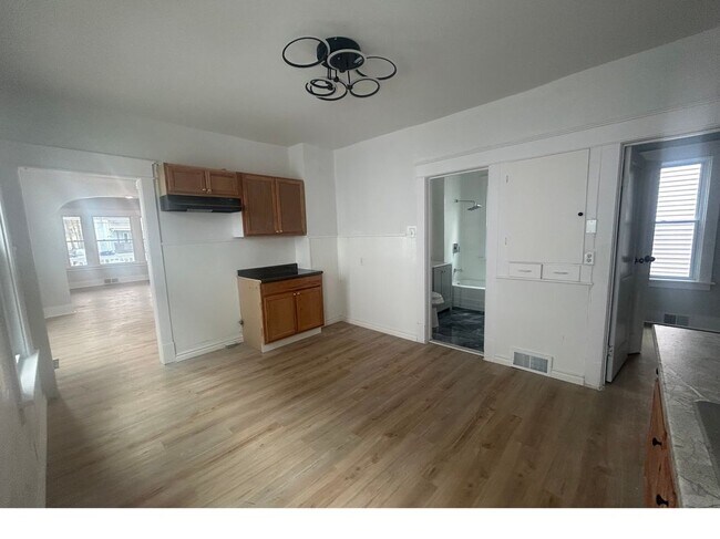 411 Cambridge Ave in Buffalo, NY - Building Photo - Building Photo