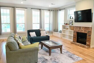 649 SW 2nd St in Bentonville, AR - Building Photo - Building Photo