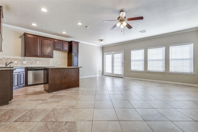 706 S Jupiter Rd in Allen, TX - Building Photo - Building Photo