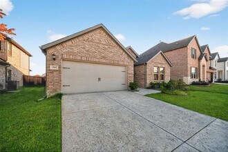13092 Mizell Ln in Providence Village, TX - Building Photo - Building Photo