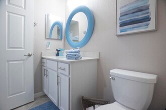1010 Tidewater Shores Loop, Unit 204 in Bradenton, FL - Building Photo - Building Photo