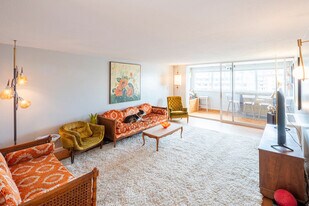 1155 Ash St, Unit 1001 in Denver, CO - Building Photo