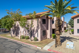 Aspen Springs in Chandler, AZ - Building Photo - Building Photo