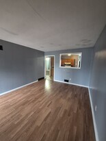 9611 Winkler Dr in St. Louis, MO - Building Photo