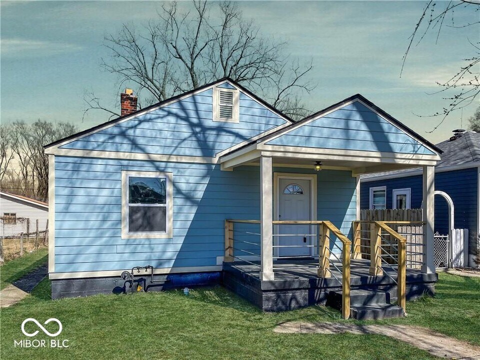 4630 Farrington Ave in Indianapolis, IN - Building Photo