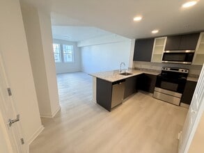 5592 Pga Blvd in Orlando, FL - Building Photo - Building Photo