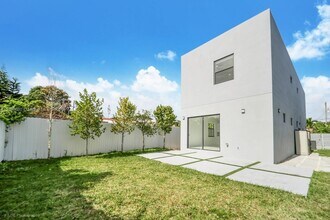 2330 SW 14th St in Miami, FL - Building Photo - Building Photo