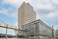 90 Sands in Brooklyn, NY - Foto de edificio - Building Photo