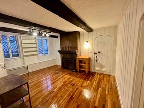 101 Myrtle St in Boston, MA - Building Photo - Building Photo