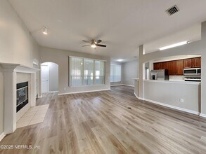 1668 Hidden Forest Ln in Jacksonville, FL - Building Photo - Building Photo