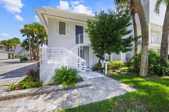 2103 1st St S in Jacksonville Beach, FL - Building Photo - Building Photo