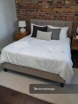 4825 Saint-Urbain Rue in Montréal, QC - Building Photo