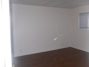 1380 Old Stone Way in San Jose, CA - Building Photo - Building Photo