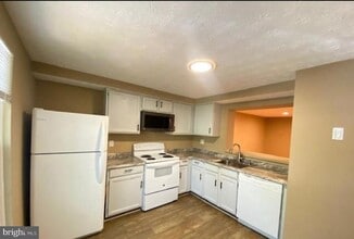 14103 Armilla Ct in Burtonsville, MD - Building Photo - Building Photo