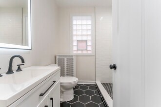 1027 N Harlem Ave in Oak Park, IL - Building Photo - Building Photo