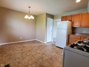1426 S Oxford St in Indianapolis, IN - Building Photo - Building Photo