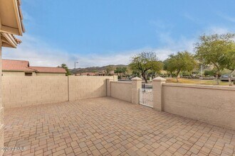 1014 E Milada Dr in Phoenix, AZ - Building Photo - Building Photo