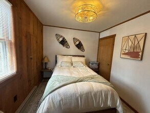 702 Little Lake Sunapee Rd in New London, NH - Building Photo - Building Photo