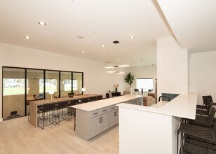 Lumina Apartments in Gresham, OR - Foto de edificio - Building Photo