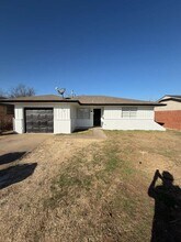329 NW 86th St in Oklahoma City, OK - Building Photo - Building Photo