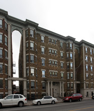 Ernescliffe Annex A in Toronto, ON - Building Photo - Building Photo